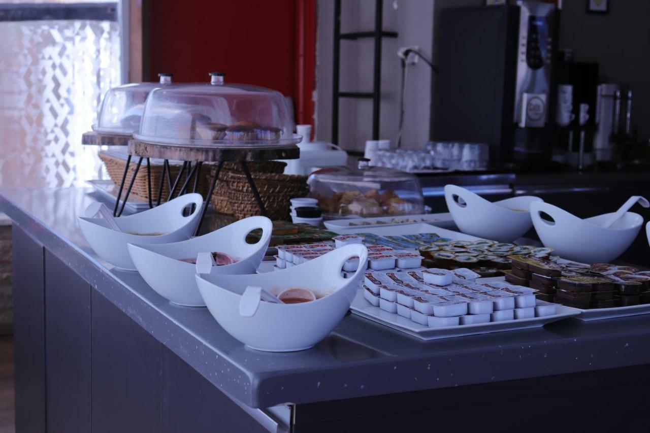 Rest Inn Aydin Hotel エクステリア 写真